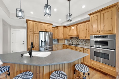 Tiny photo for 12589 S MAJESTIC HILL CT, Herriman, UT 84096 (MLS # 2169613)