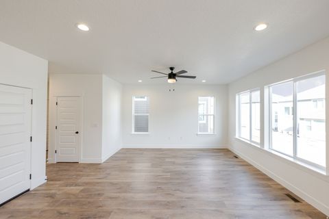 Tiny photo for 1060 N CANVASBACK DR #405, Lehi, UT 84043 (MLS # 2110944)