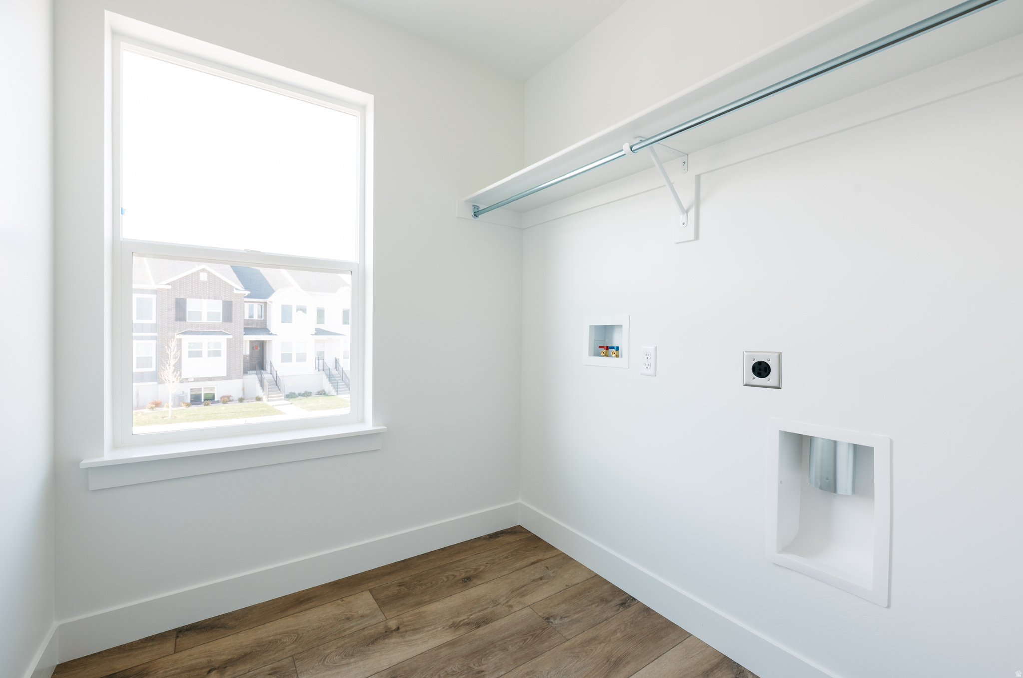 RIVER POINT - Residential