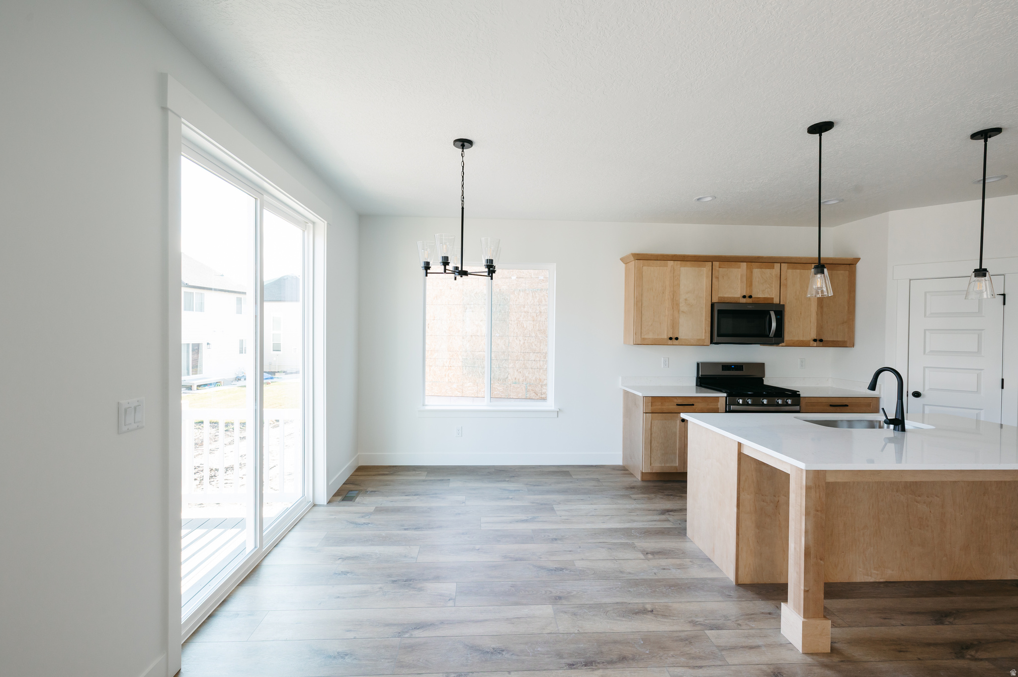 RIVER POINT - Residential