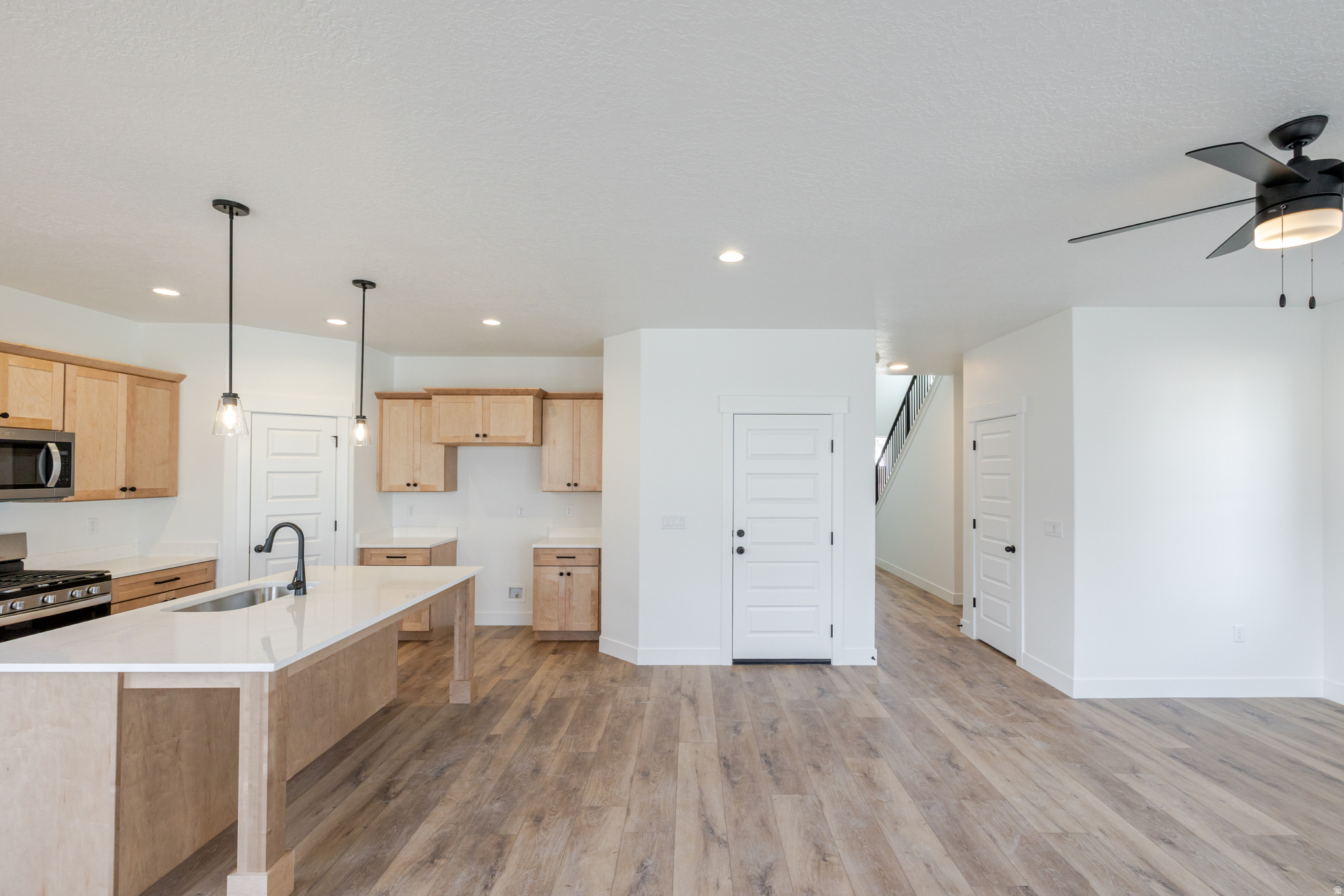 RIVER POINT - Residential