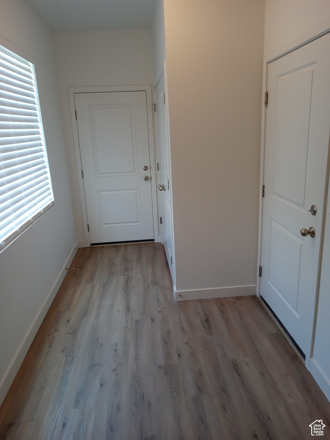 PARAMOUNT - Residential