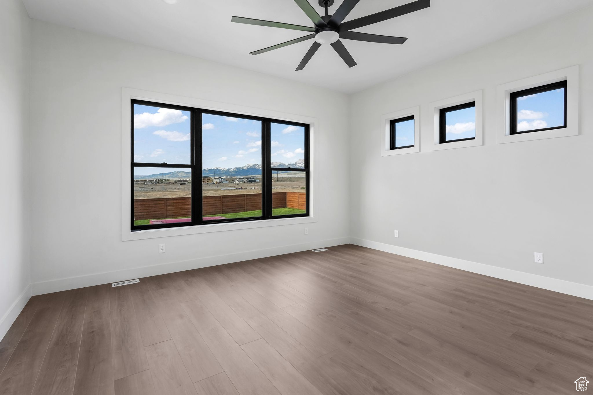 WORTHINGTON RANCH - Residential