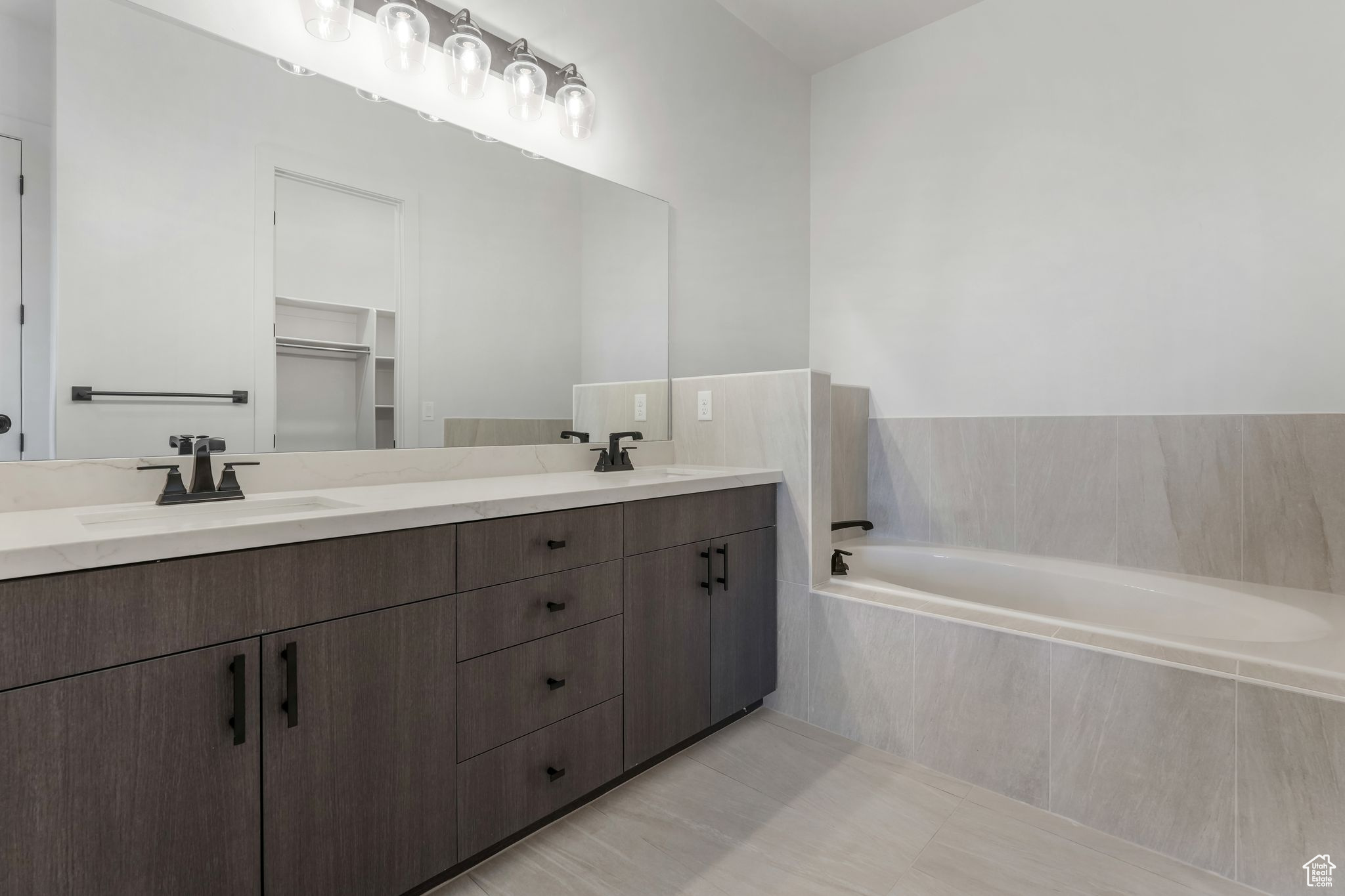 WORTHINGTON RANCH - Residential