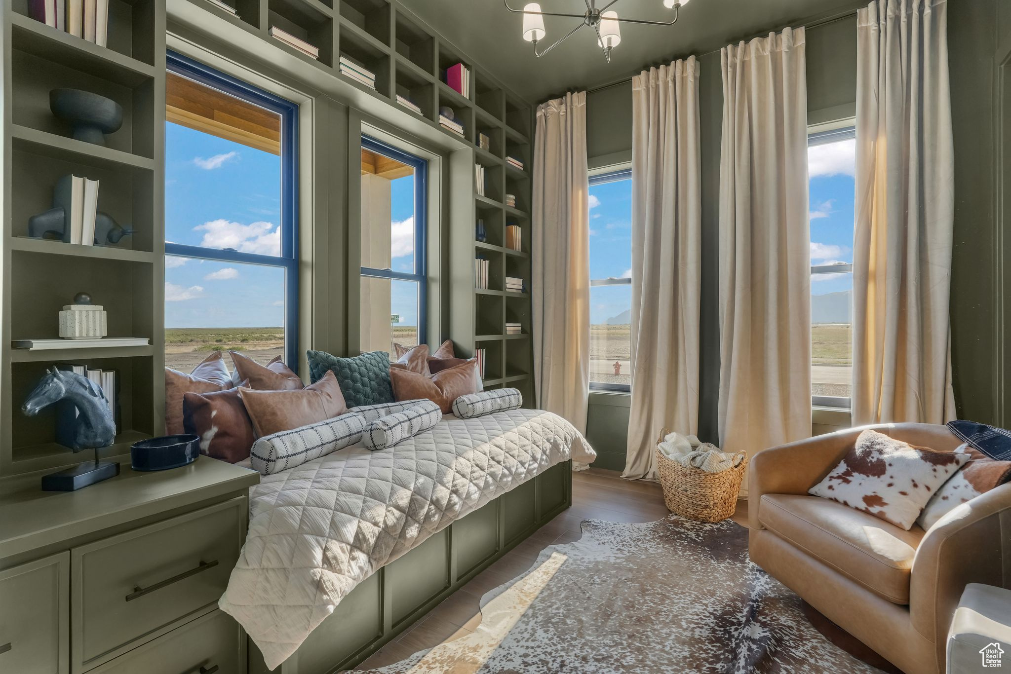 WORTHINGTON RANCH - Residential