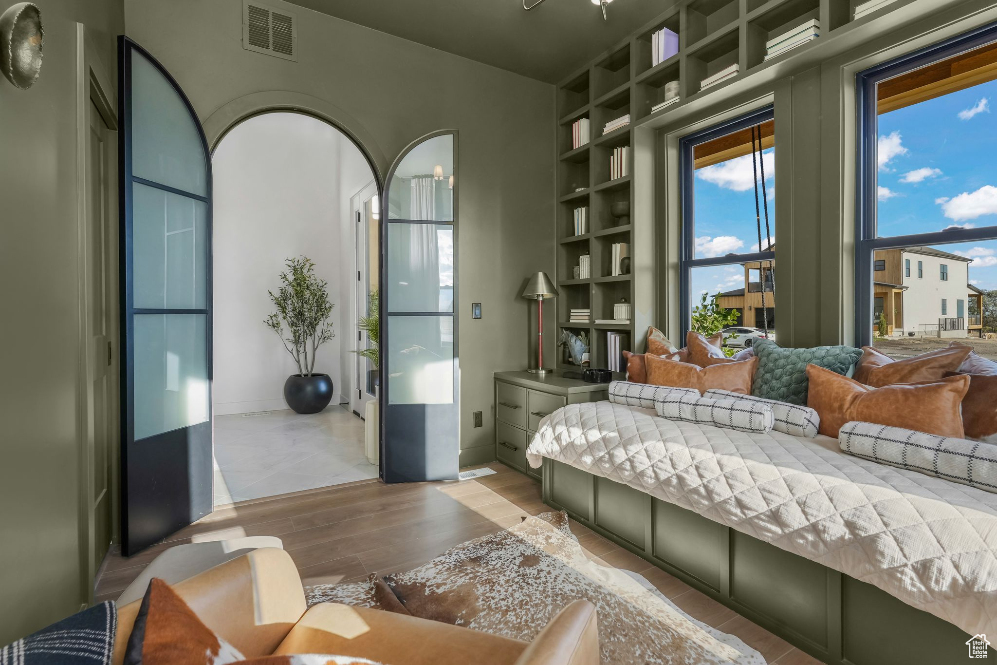 WORTHINGTON RANCH - Residential