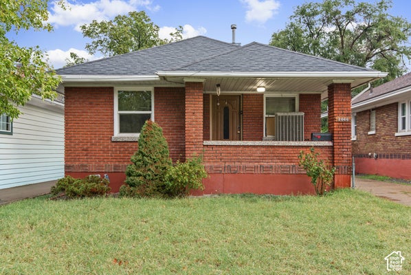 2066 MONROE BLVD, OGDEN, UT 84401 - Image c4cd74c3892b5e76c940ccf5f242c7d2/2108010636