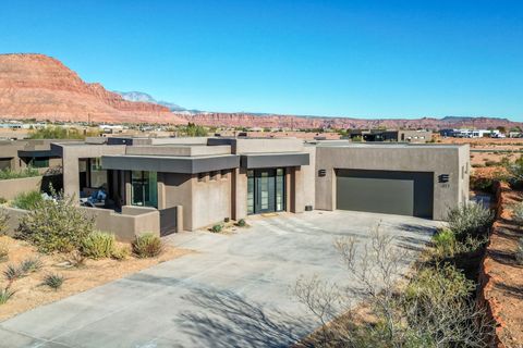 Photo of 477 W WILD INDIGO WAY, Ivins, UT 84738 (MLS # 2127464)