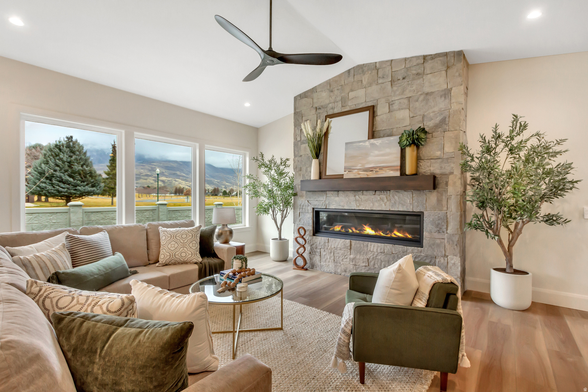 ABBEY ROAD COMMUNITY - Residential