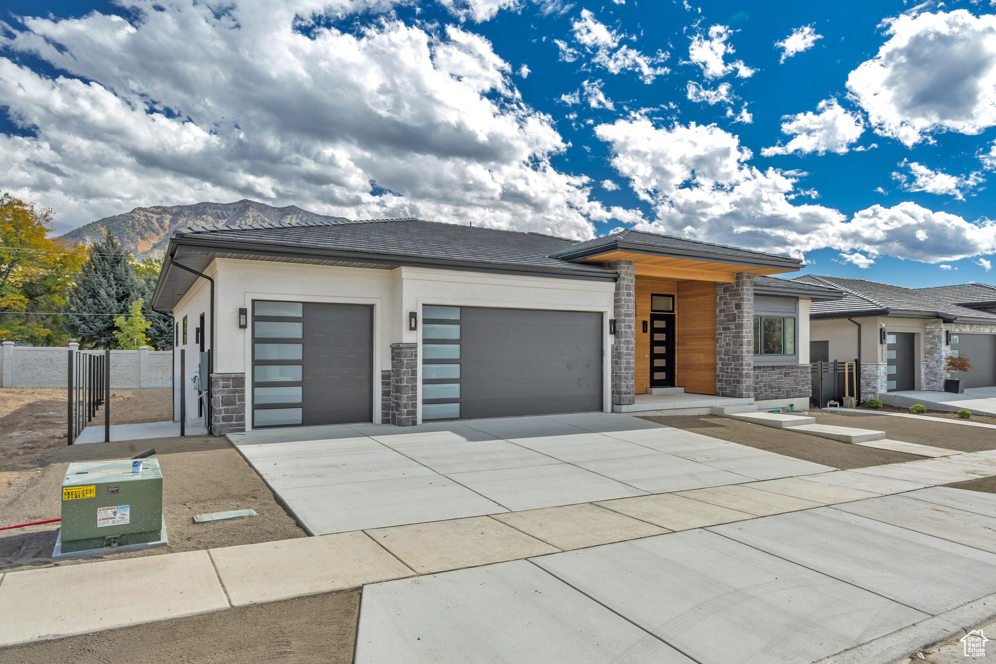 ABBEY ROAD COMMUNITY - Residential