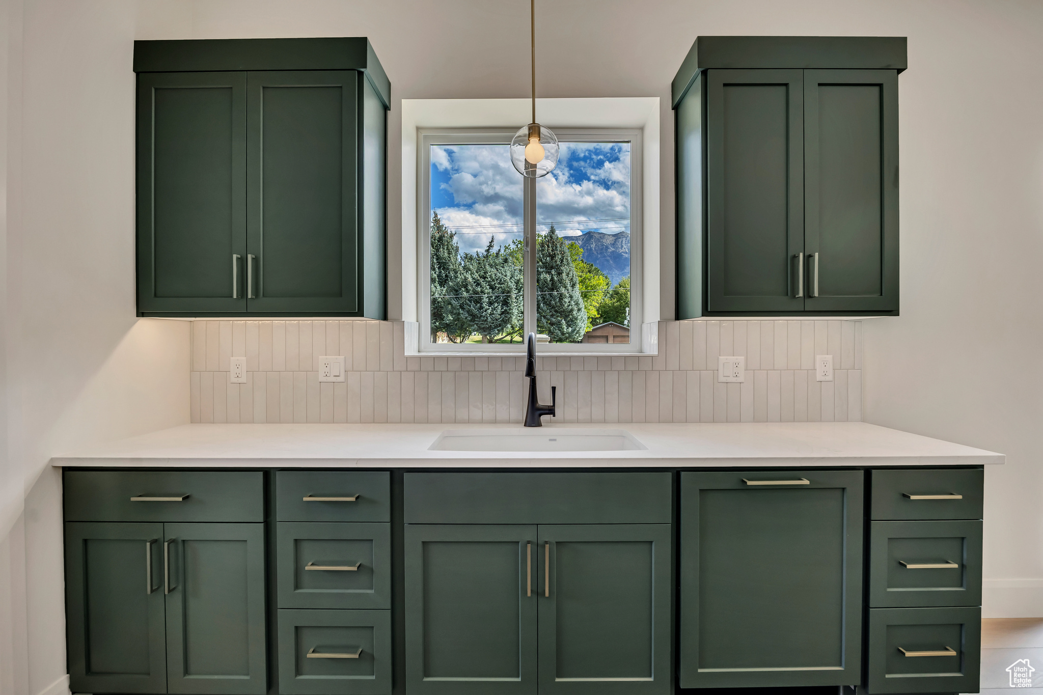 ABBEY ROAD COMMUNITY - Residential