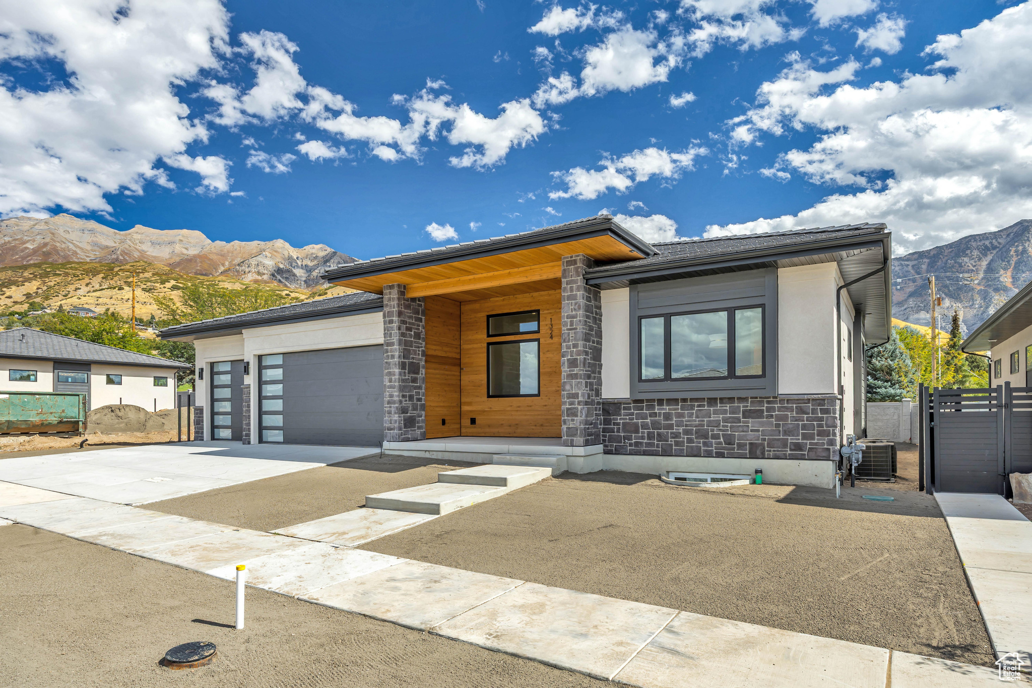 ABBEY ROAD COMMUNITY - Residential