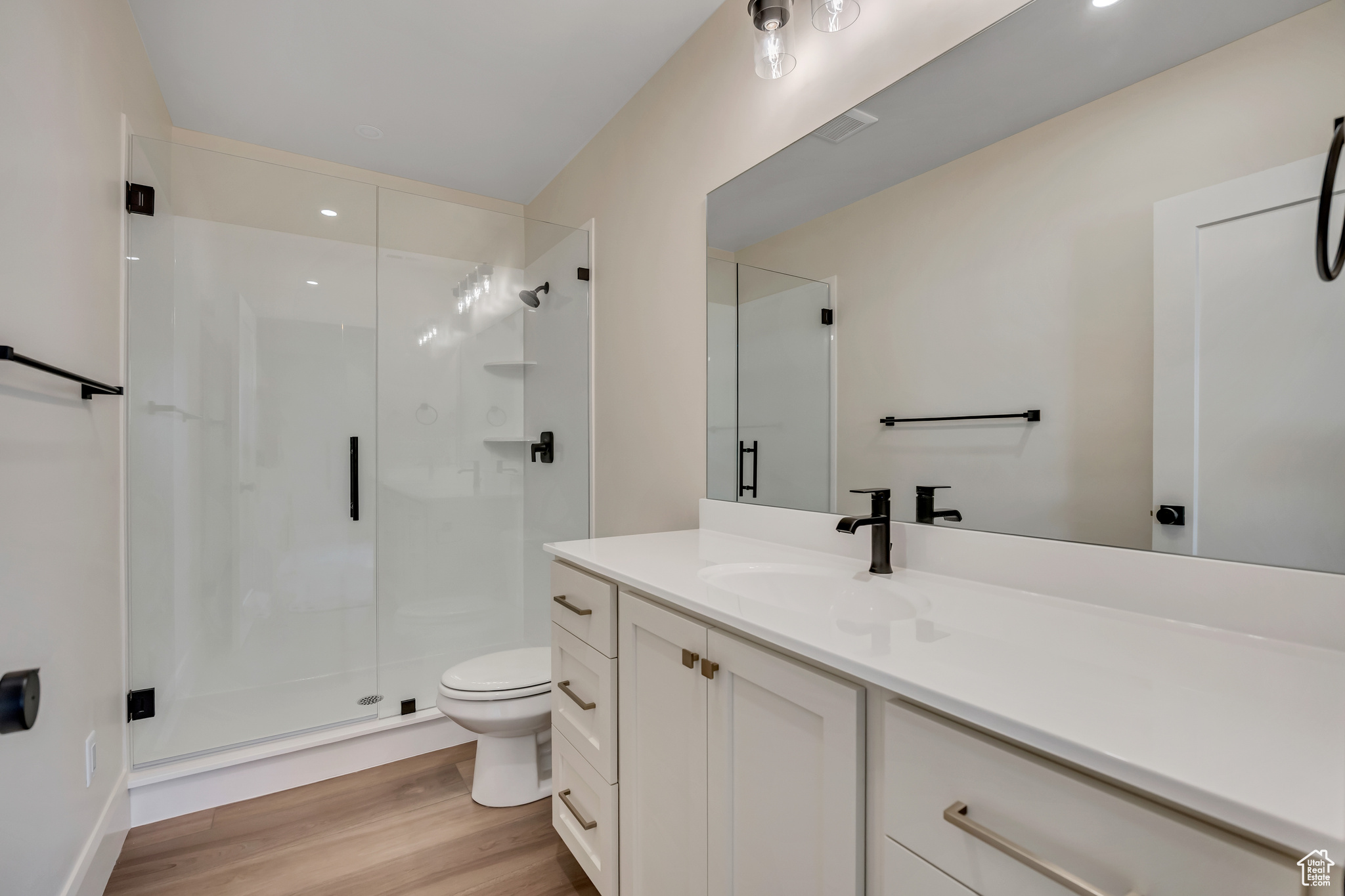 ABBEY ROAD COMMUNITY - Residential