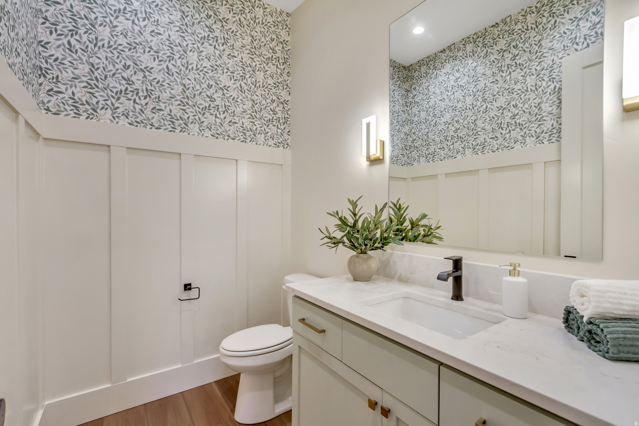 ABBEY ROAD COMMUNITY - Residential