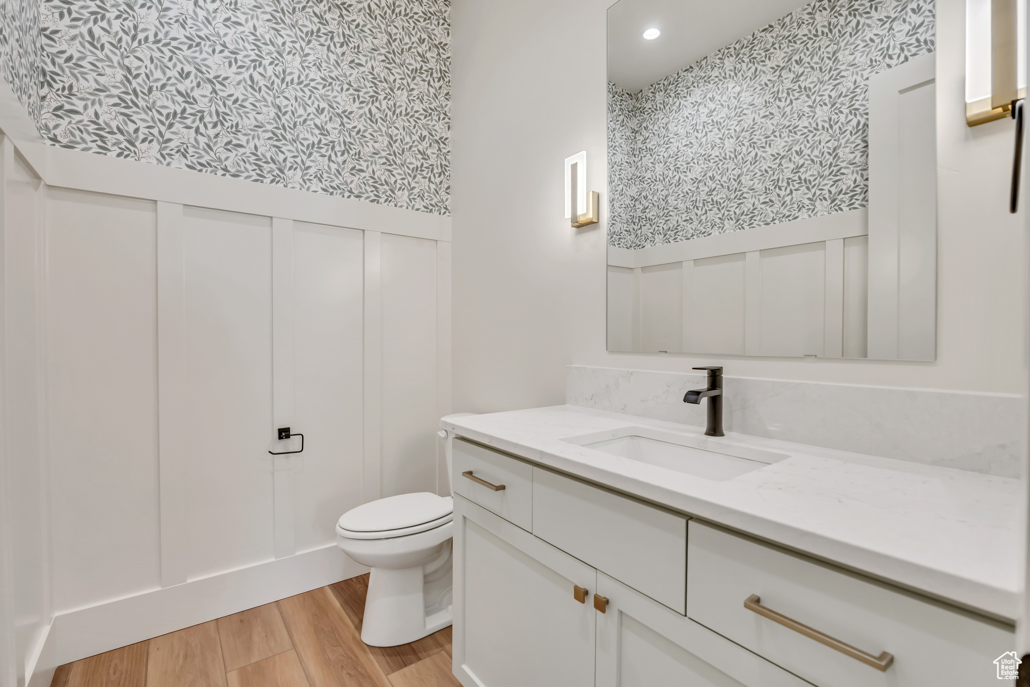 ABBEY ROAD COMMUNITY - Residential