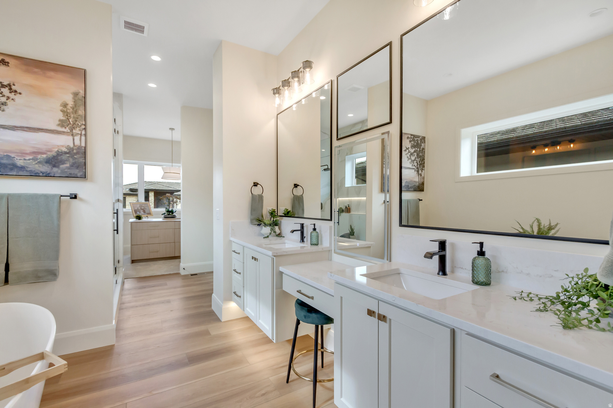 ABBEY ROAD COMMUNITY - Residential