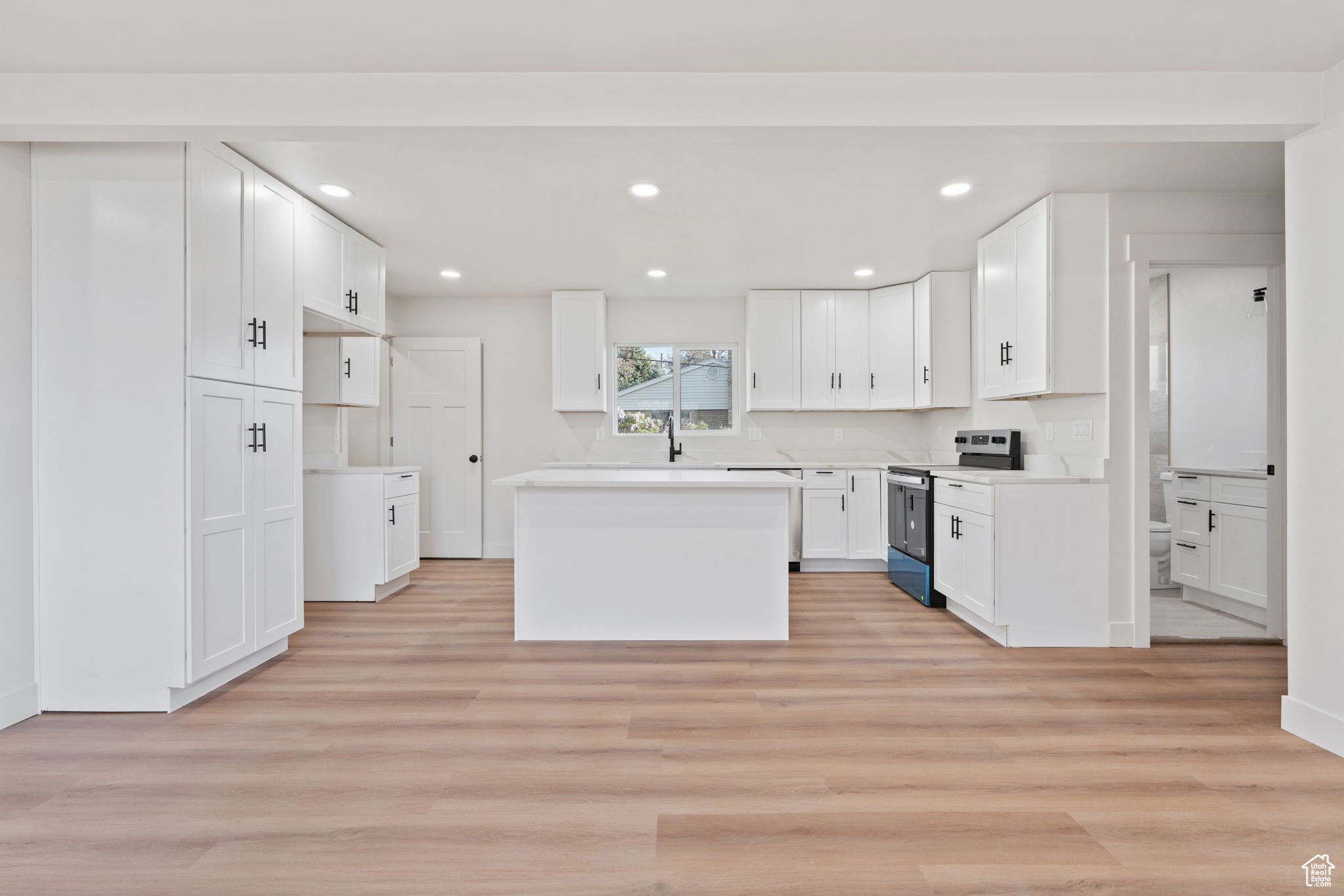 530 E 1800, Bountiful, Utah image 10