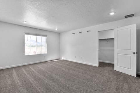 Tiny photo for 647 1850 E #1208, Salem, UT 84653 (MLS # 2144811)