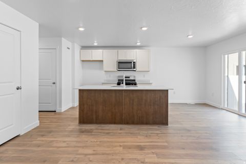 Tiny photo for 647 1850 E #1208, Salem, UT 84653 (MLS # 2144811)