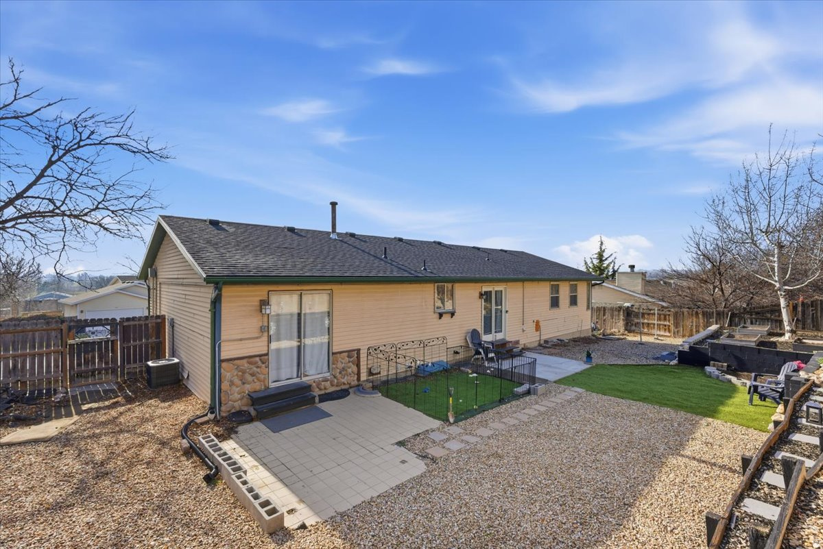 RIVER OAKS SUB - Residential