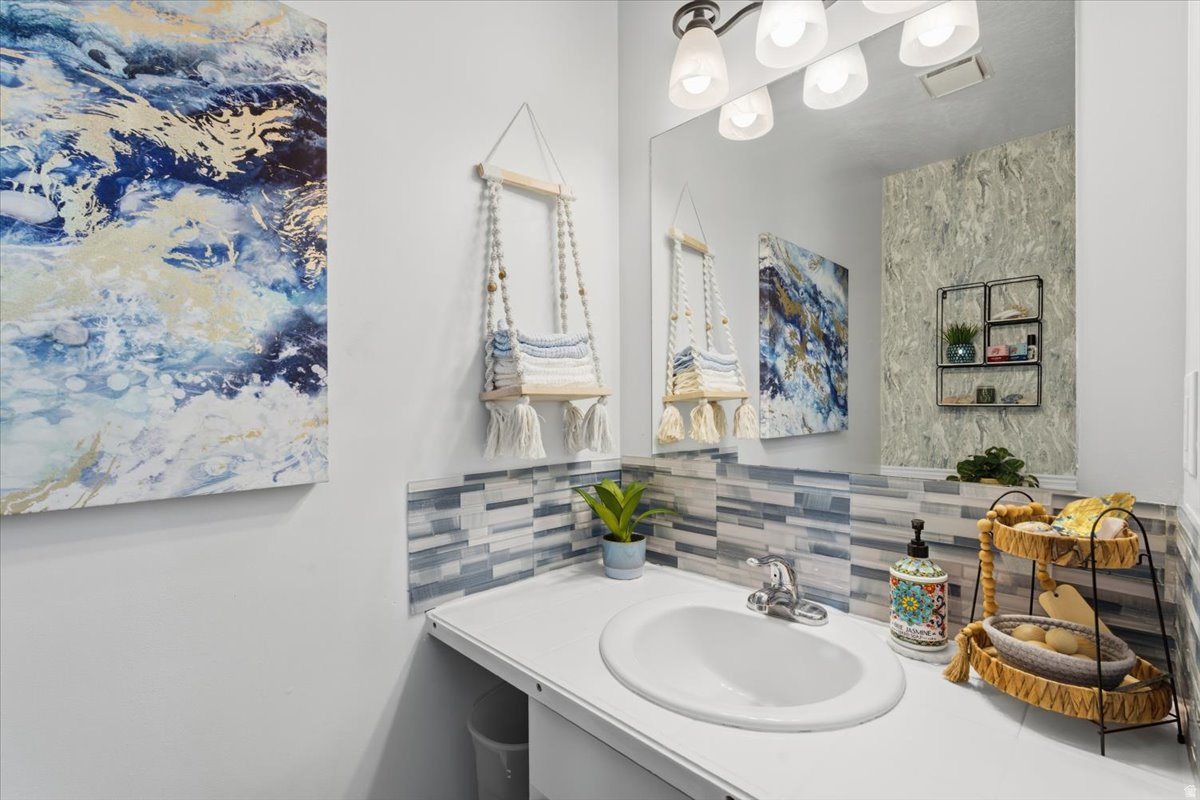 RIVER OAKS SUB - Residential