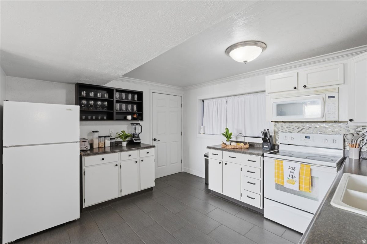 RIVER OAKS SUB - Residential