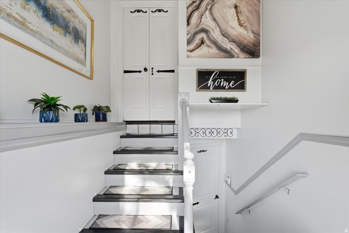 RIVER OAKS SUB - Residential