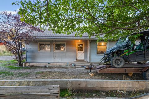 Tiny photo for 660 S GOOSENEST Dr E, Payson, UT 84651 (MLS # 2121502)