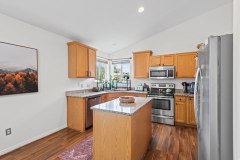 Tiny photo for 589 N RIVERWALK DR E, American Fork, UT 84003 (MLS # 2159448)