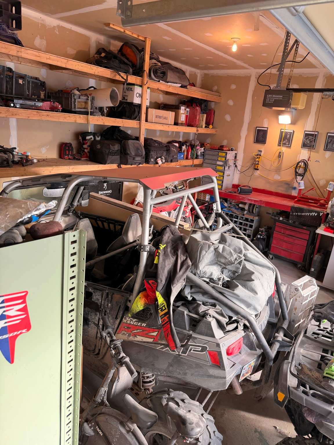 EAGLE PARK - Residential