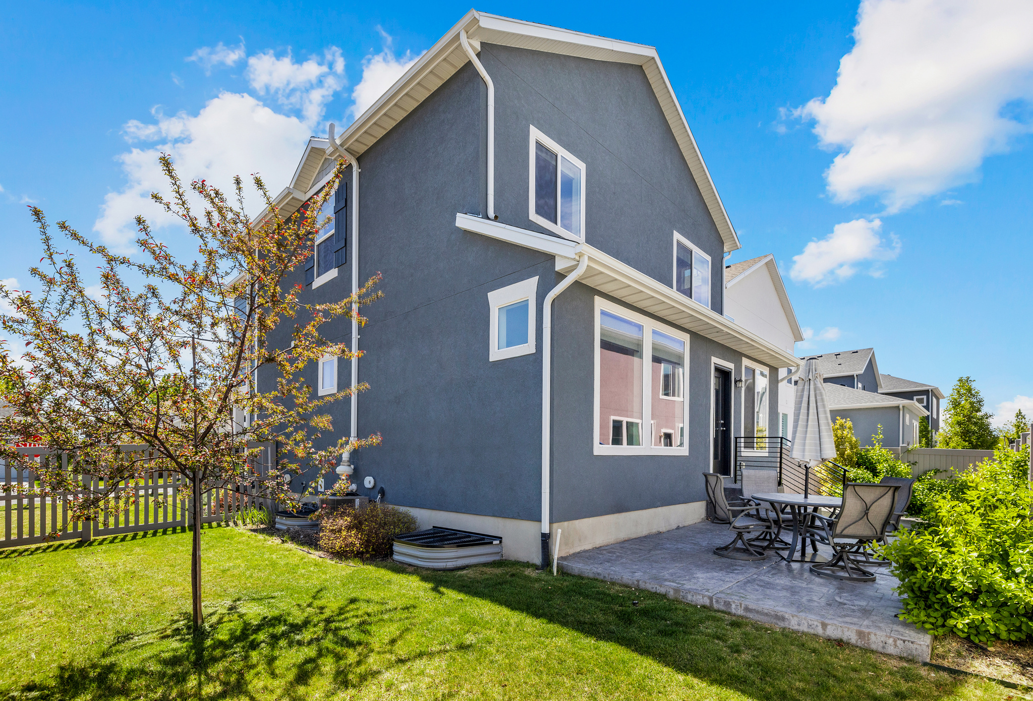 CEDAR CANYON - Residential