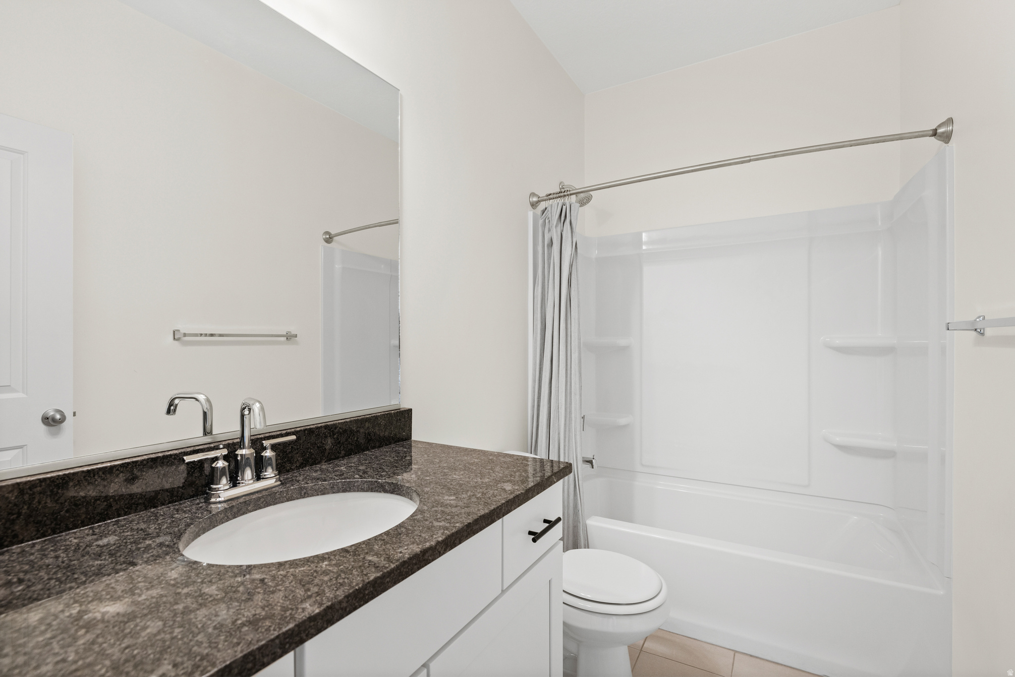 CEDAR CANYON - Residential