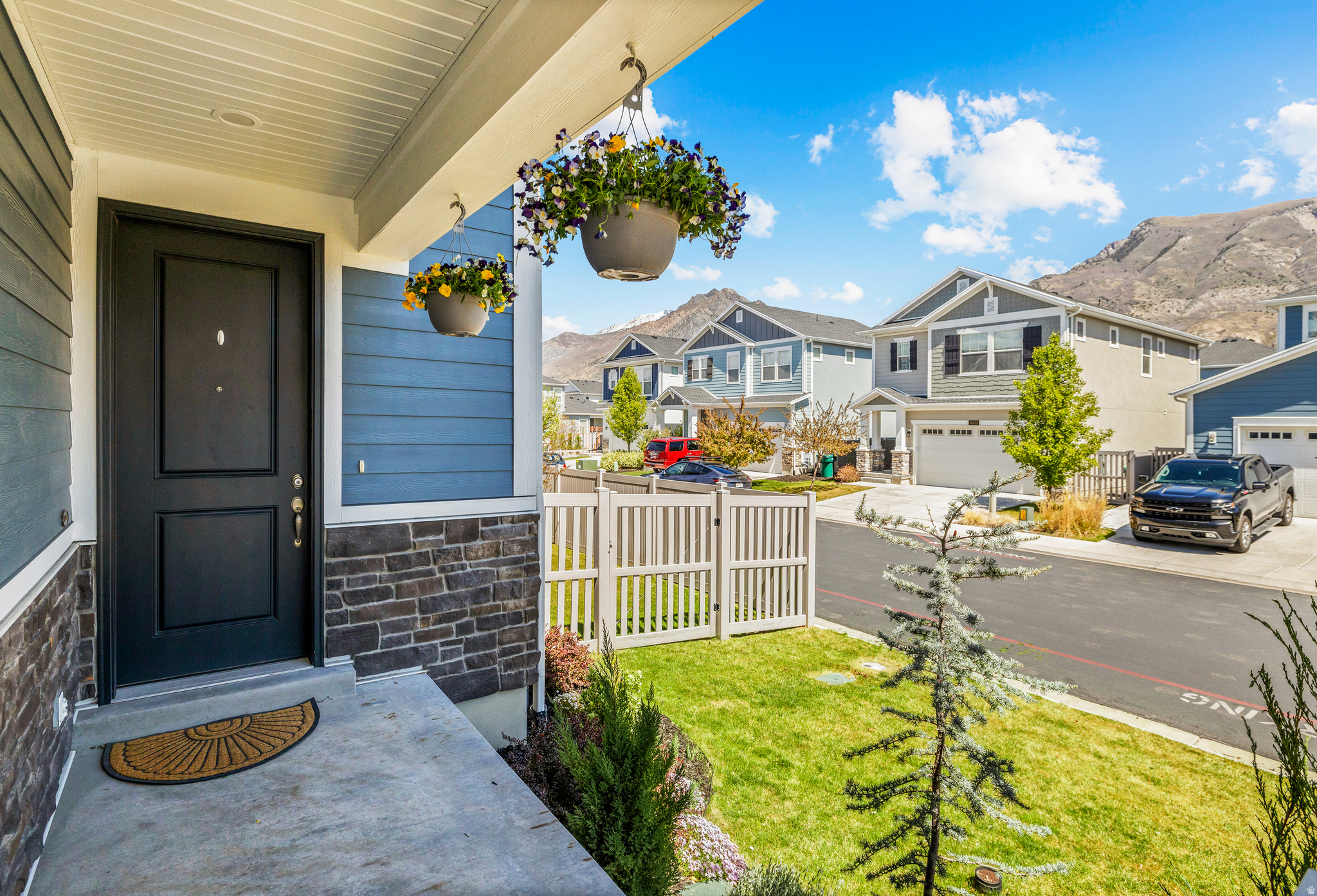 CEDAR CANYON - Residential