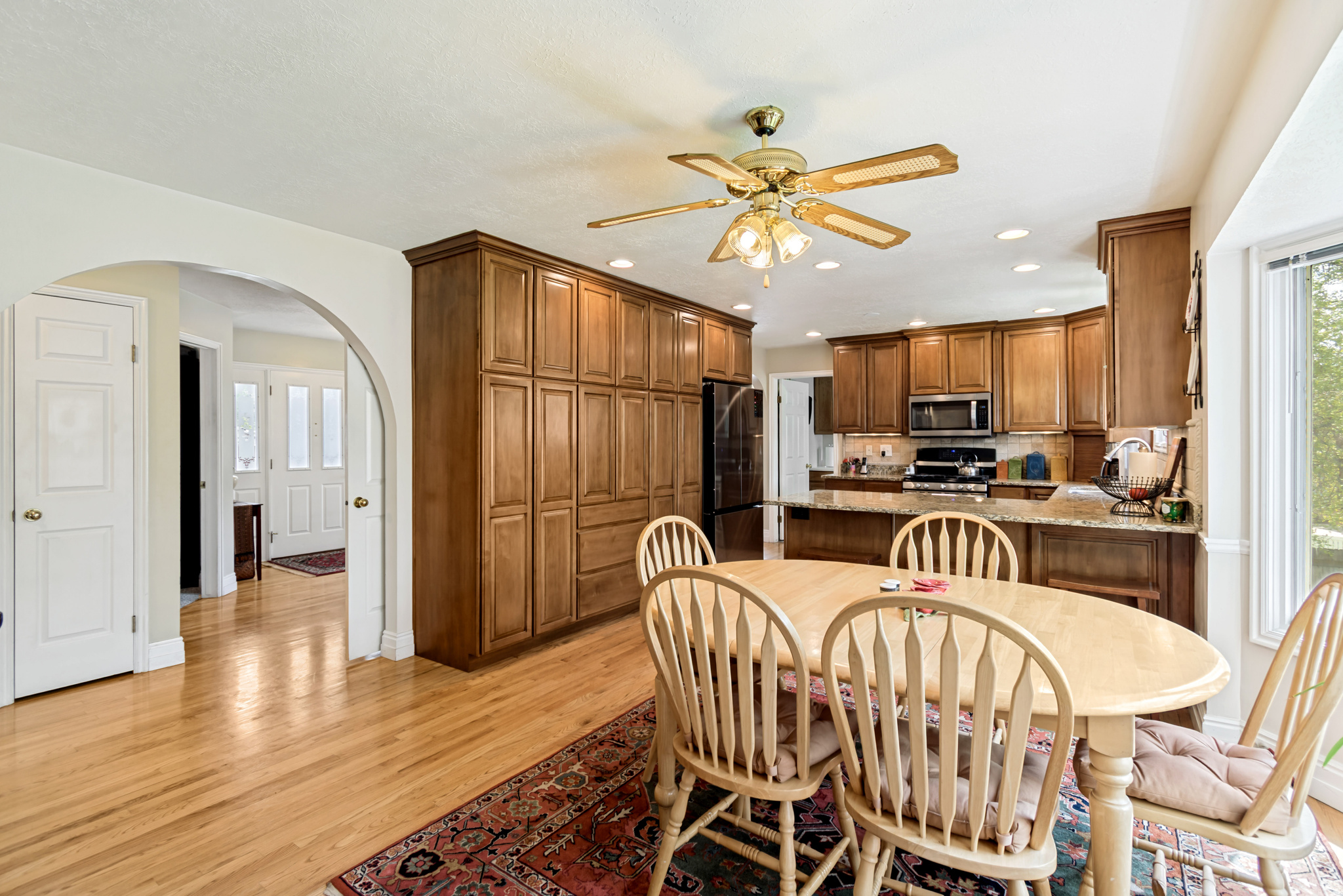 BIG WILLOW ESTATES #4 SUB - Residential