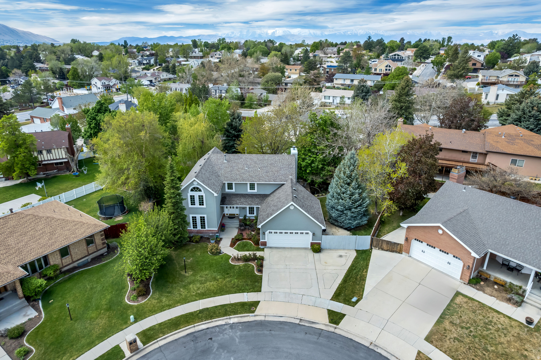 BIG WILLOW ESTATES #4 SUB - Residential