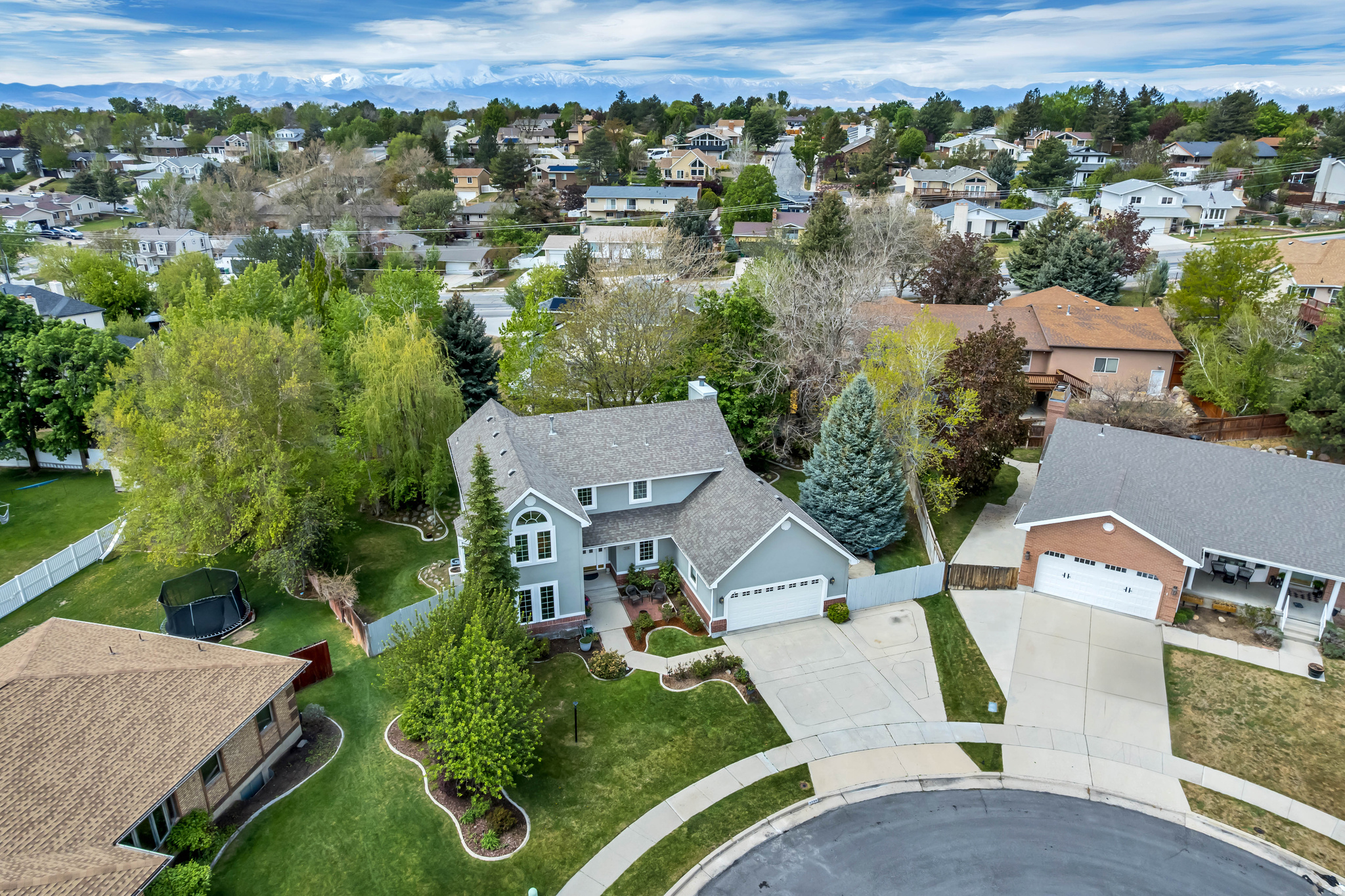 BIG WILLOW ESTATES #4 SUB - Residential