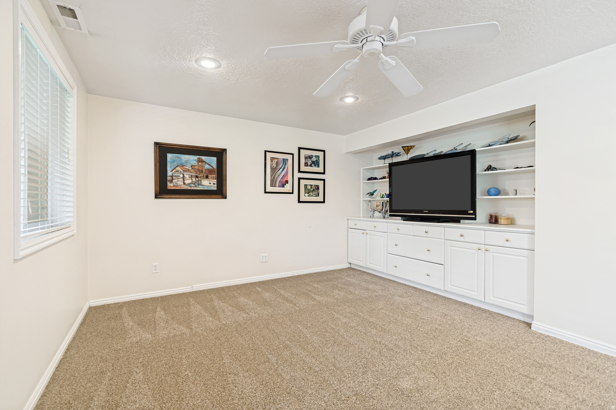 BIG WILLOW ESTATES #4 SUB - Residential