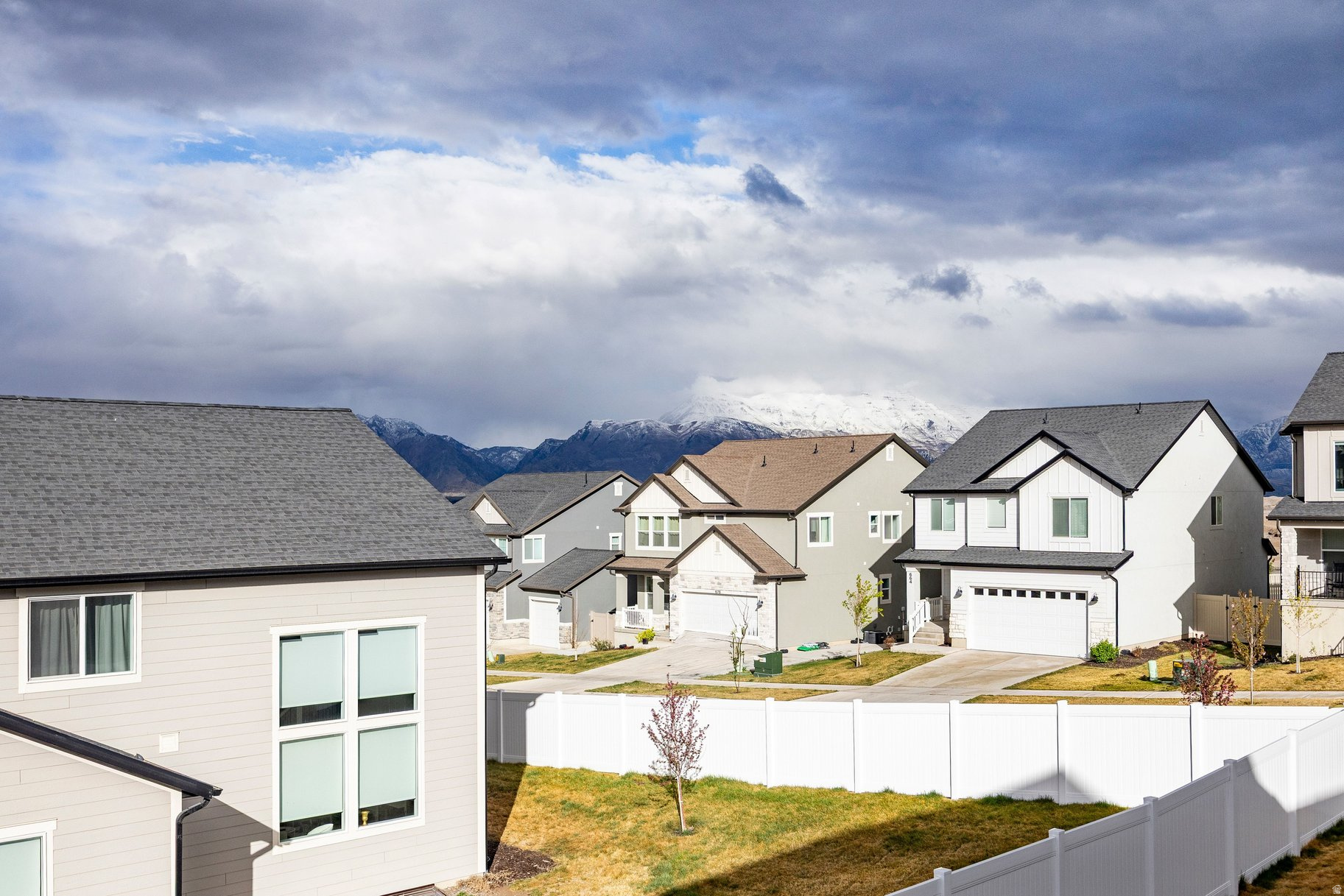 HIGHRIDGE - Residential