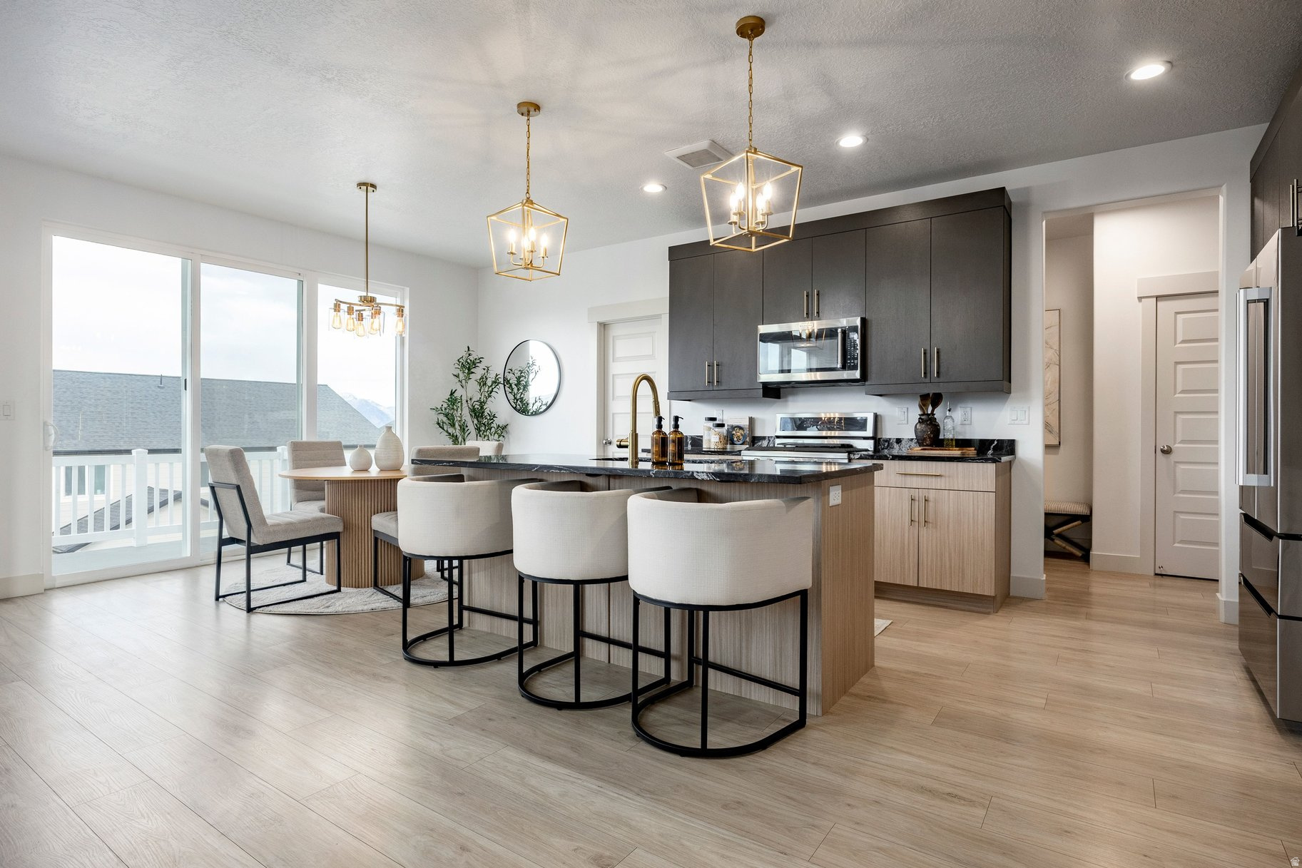 HIGHRIDGE - Residential