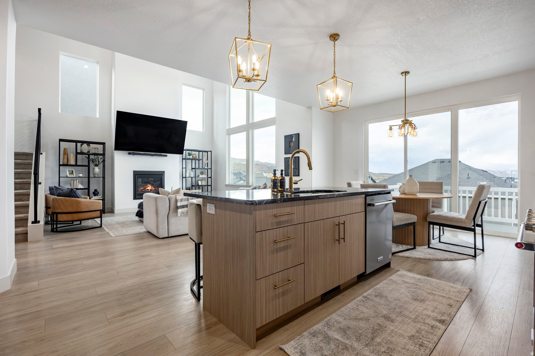 HIGHRIDGE - Residential