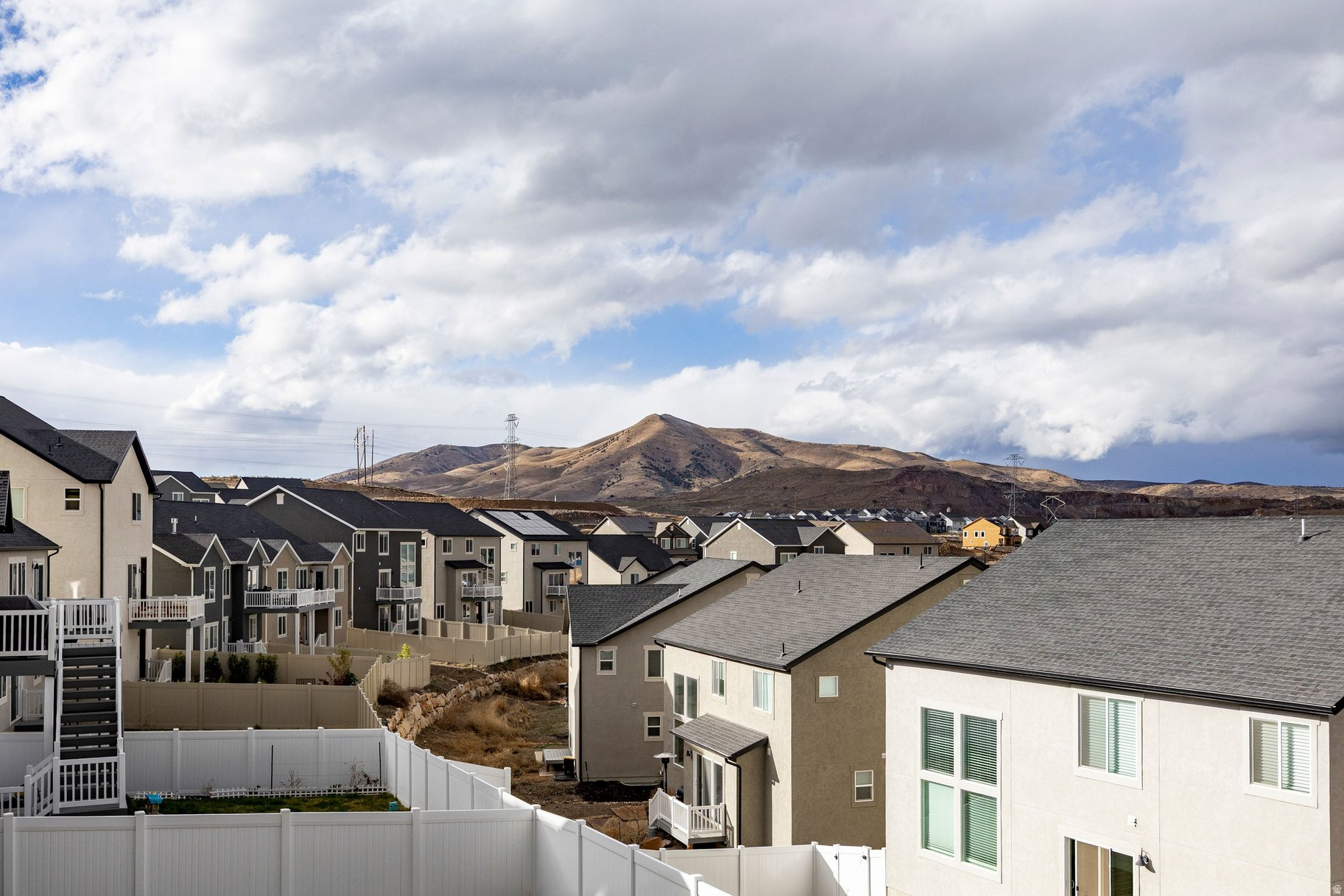 HIGHRIDGE - Residential