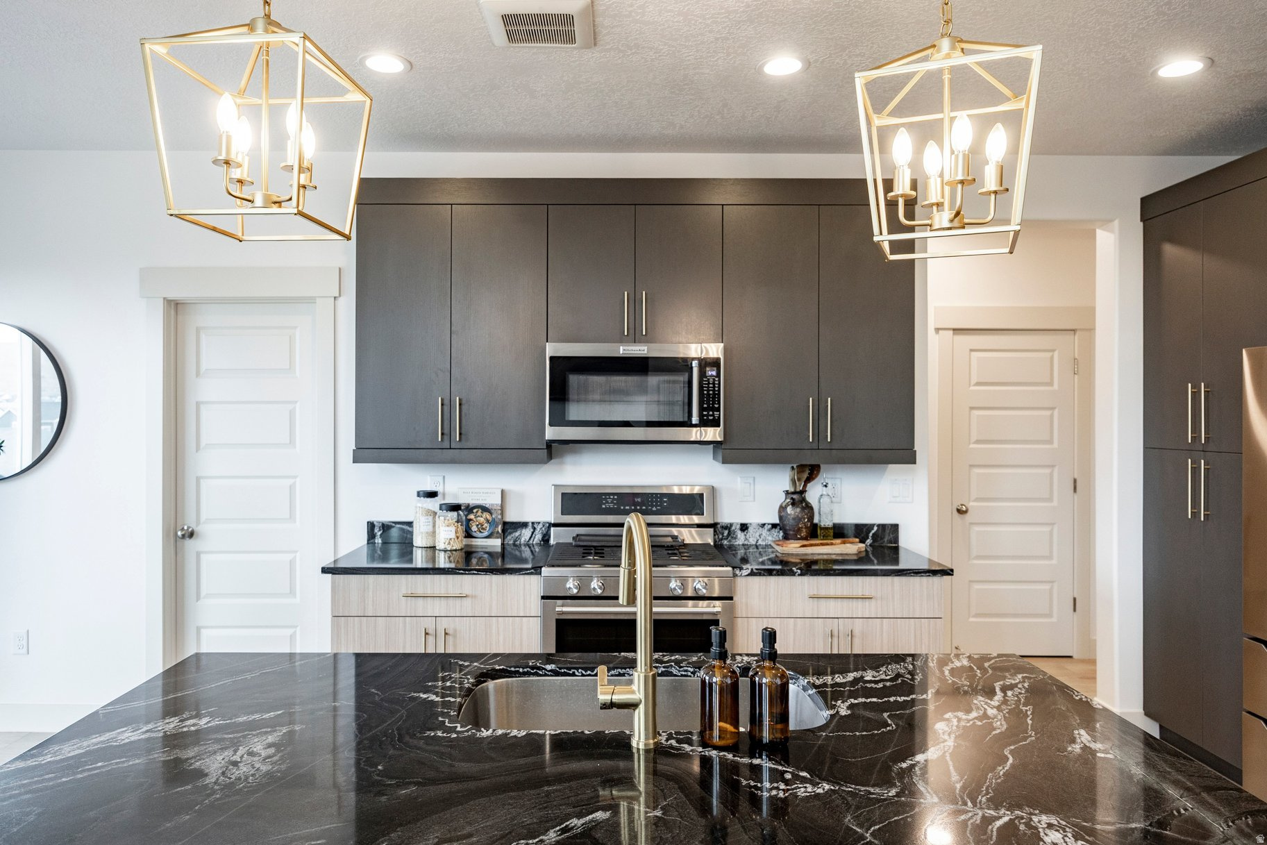 HIGHRIDGE - Residential