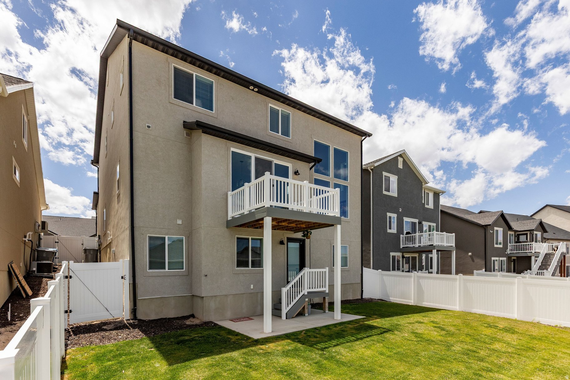 HIGHRIDGE - Residential
