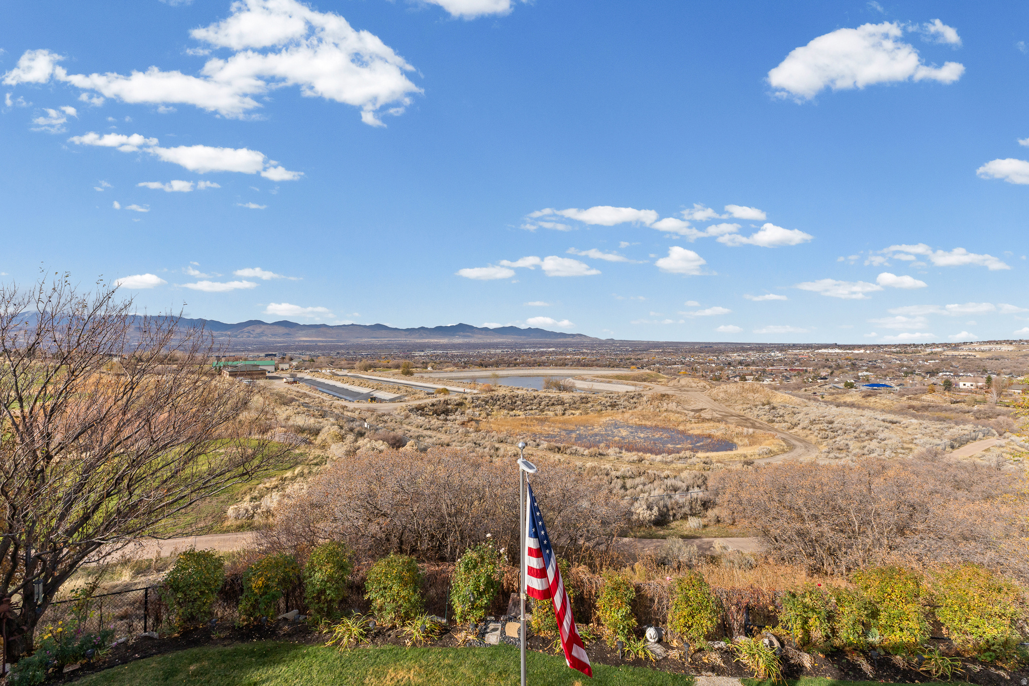 SOUTH MOUNTAIN - Residential