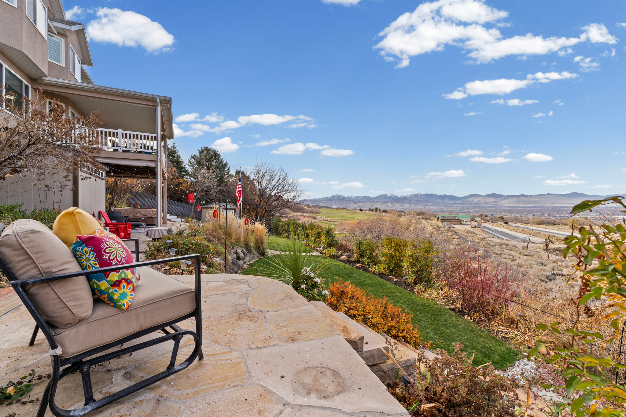 SOUTH MOUNTAIN - Residential