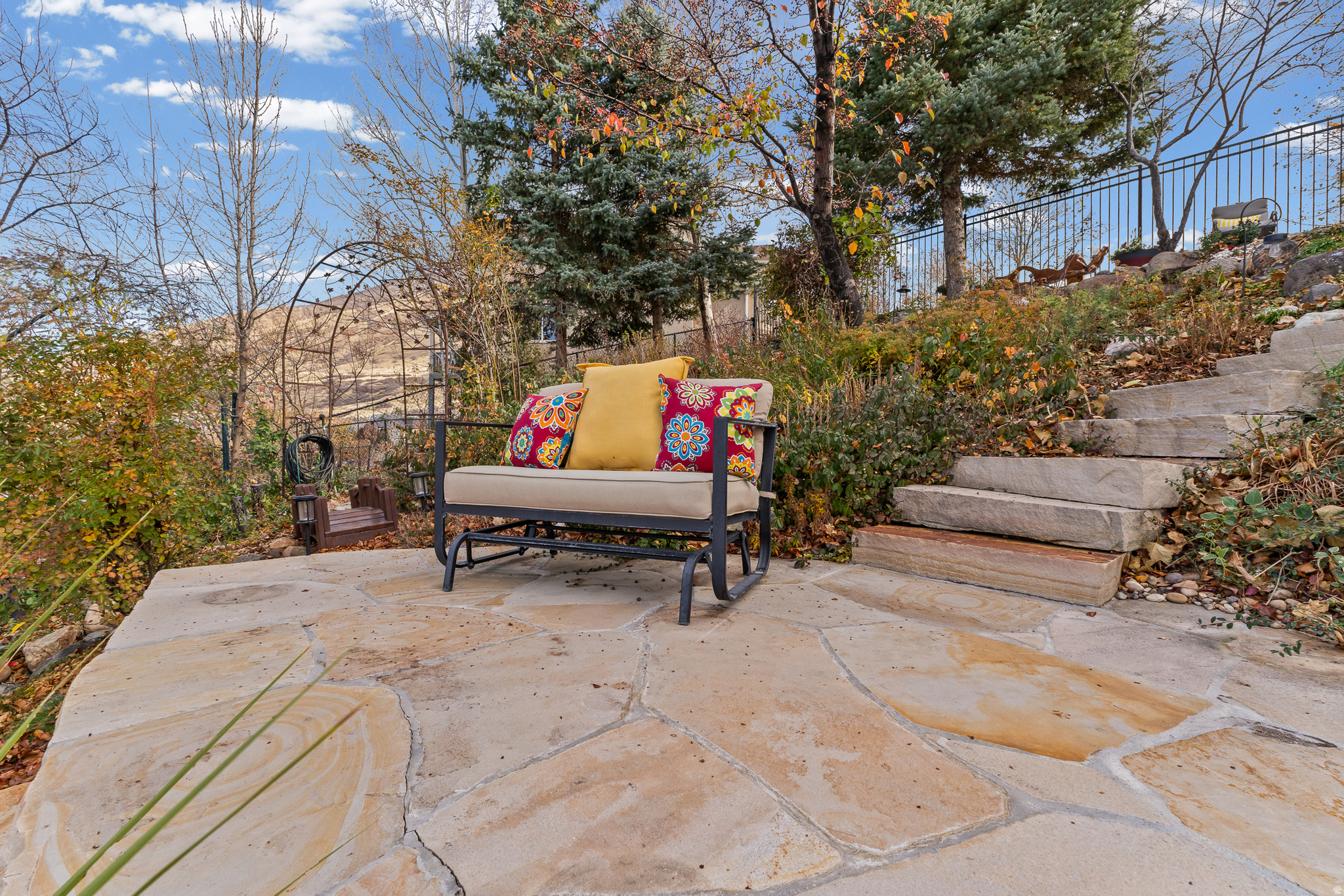 SOUTH MOUNTAIN - Residential