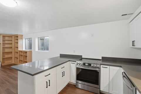 Tiny photo for 5908 S JONQUIL DR. Dr, Taylorsville, UT 84129 (MLS # 2140959)
