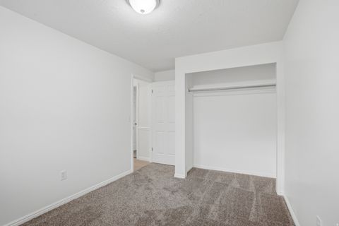 Tiny photo for 5908 S JONQUIL DR. Dr, Taylorsville, UT 84129 (MLS # 2140959)
