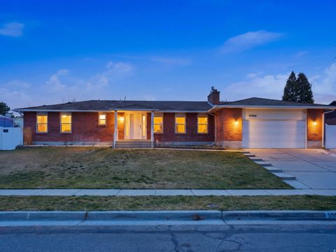 Photo of 5908 S JONQUIL DR. Dr, Taylorsville, UT 84129 (MLS # 2140959)