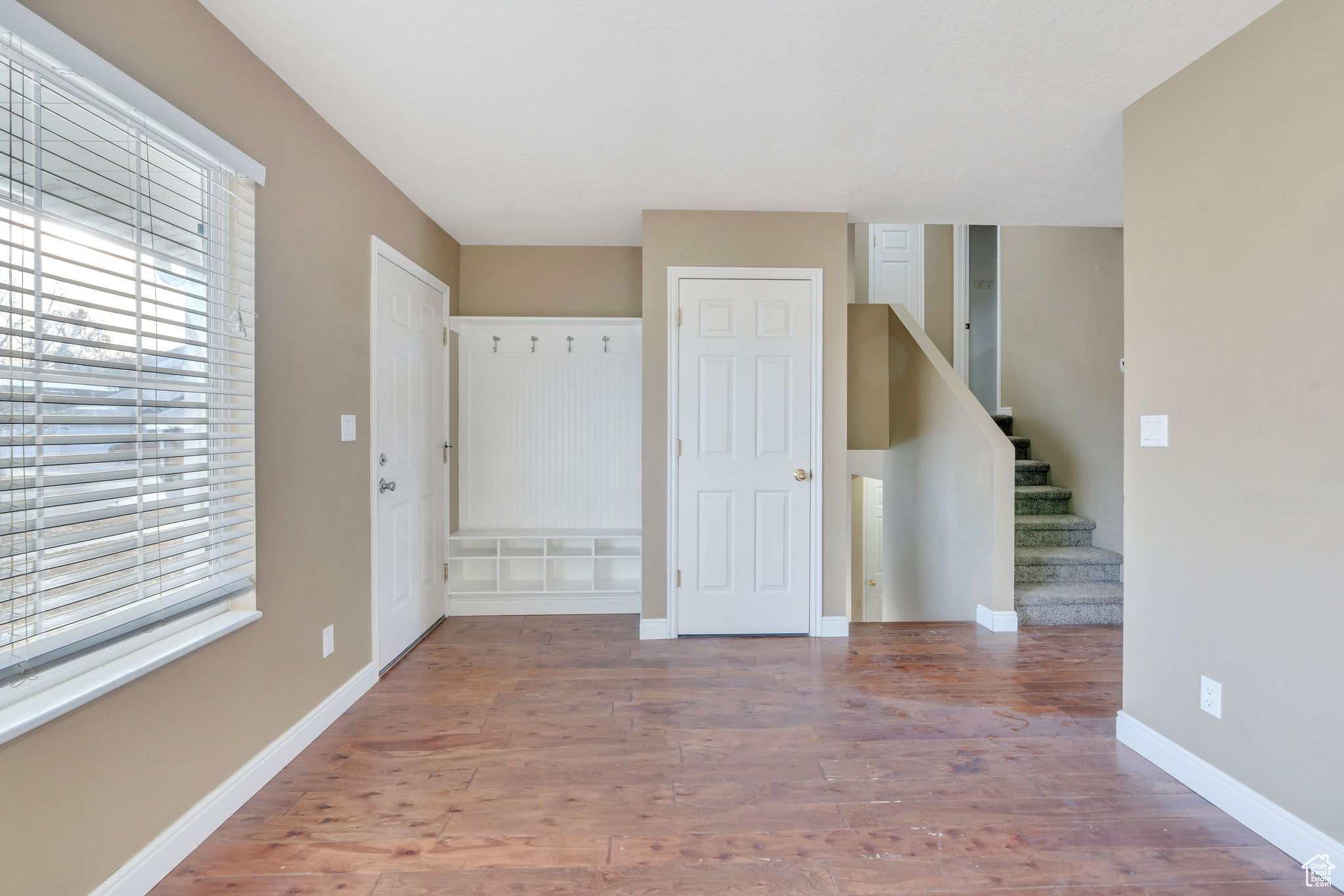 Spanish Fork, Utah 84660, United States, 5 Bedrooms Bedrooms, ,3 BathroomsBathrooms,Residential,Pending,26913